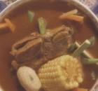 mole de olla con tamalitos
