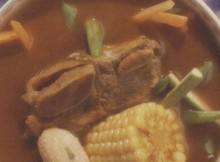 mole de olla con tamalitos